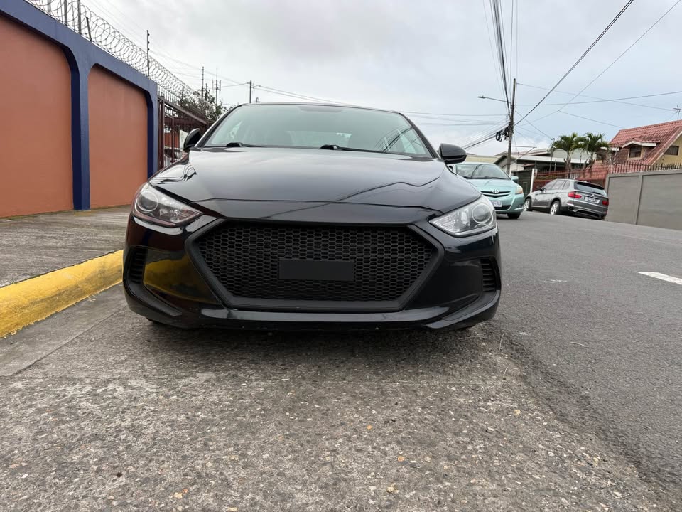 2018 Hyundai Elantra - foto 5