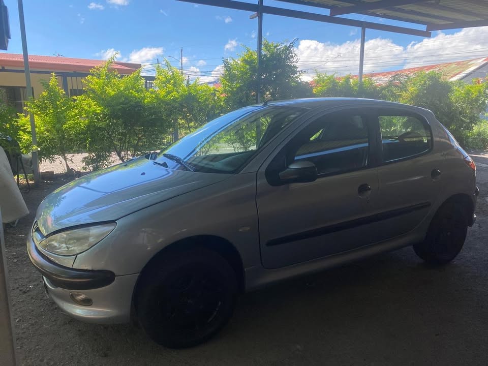 2006 Peugeot 206 - foto 2