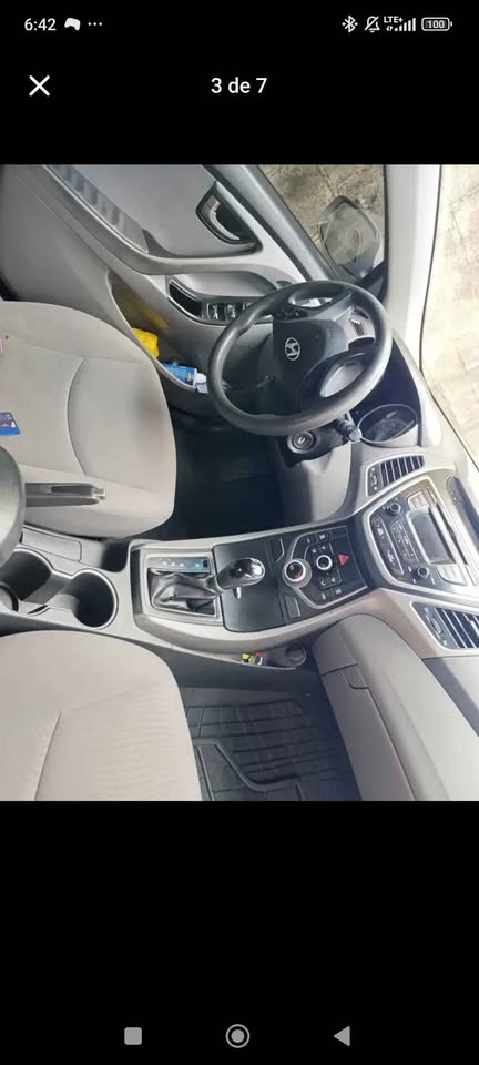 2015 Hyundai Elantra - foto 3