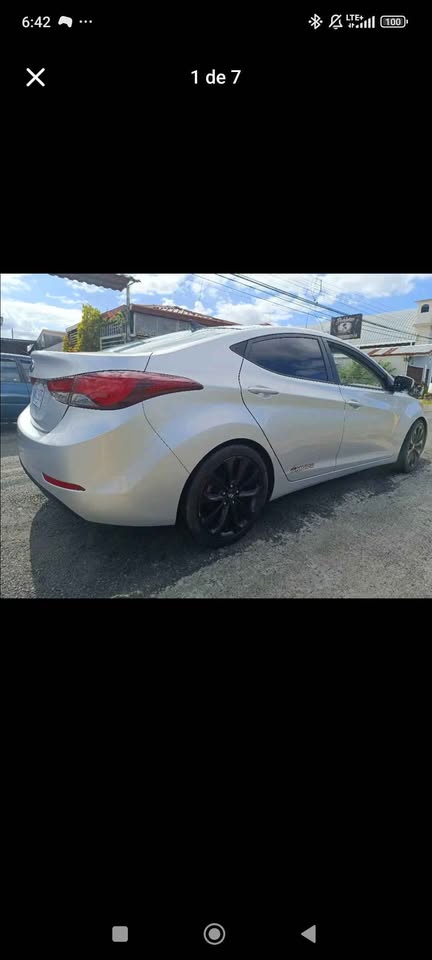 2015 Hyundai Elantra - foto 4