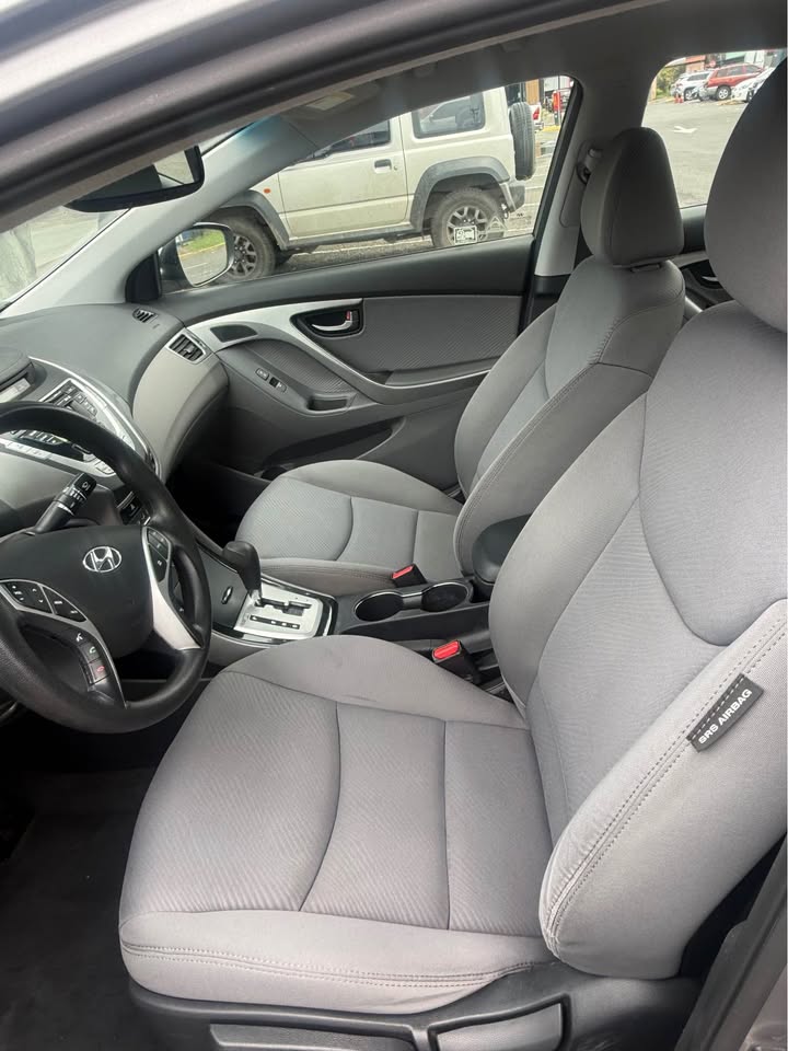 2012 Hyundai Elantra - foto 5