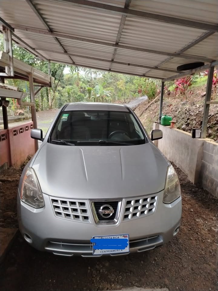 2010 Nissan Rogue - foto 4