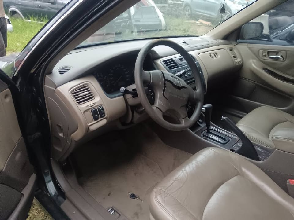 2002 Honda Accord - foto 4