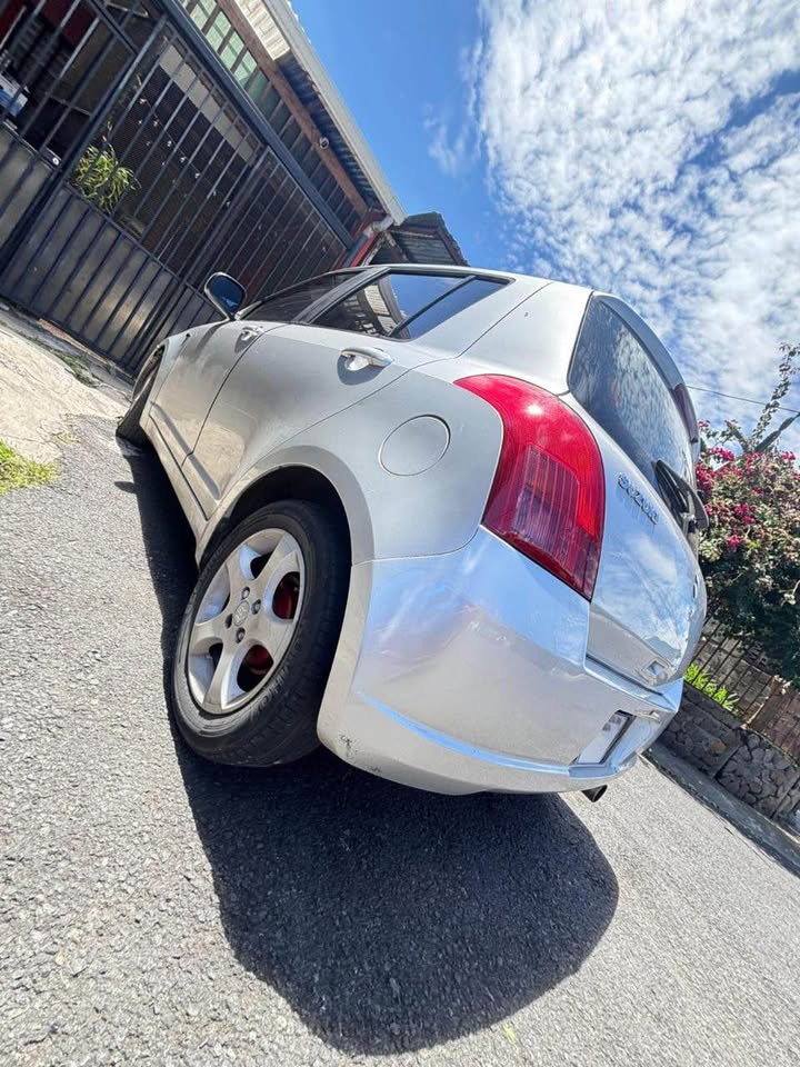 2007 Suzuki Swift - foto 5