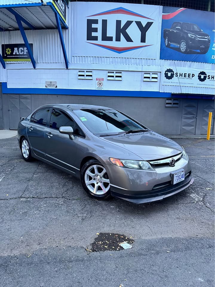 2008 Honda Civic - foto 2