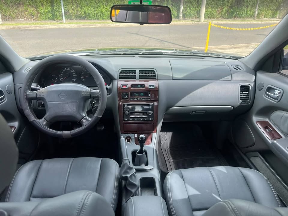 1999 Nissan Maxima - foto 2