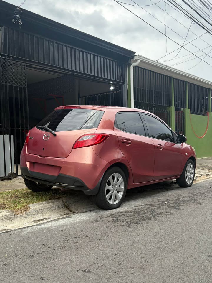 2008 Mazda Mazda2 - foto 2