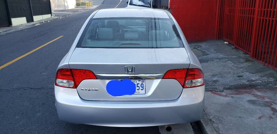 2009 Honda Civic - foto 2