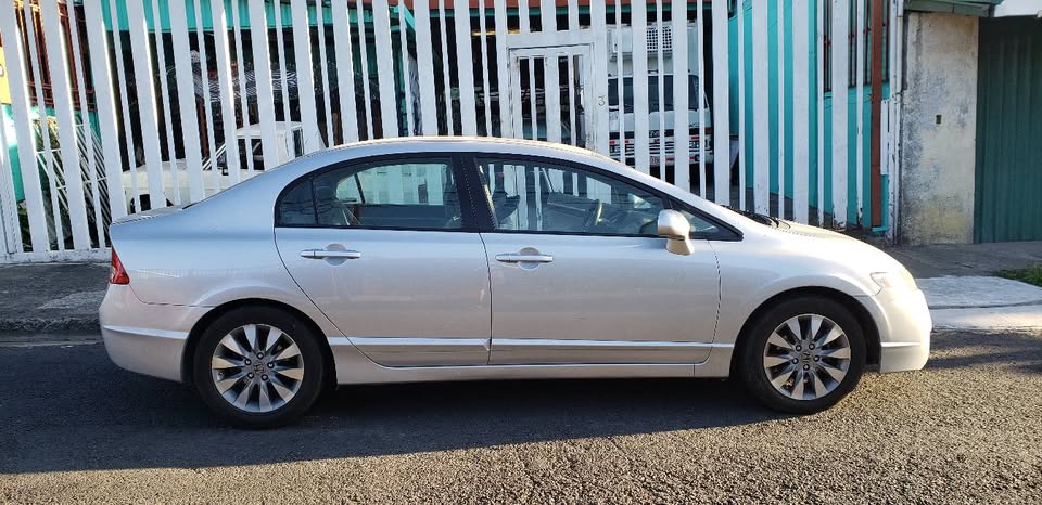 2009 Honda Civic - foto 3
