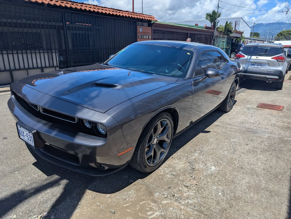 2015 Dodge Challenger - foto 4