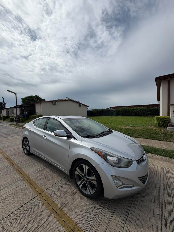 2015 Hyundai Elantra - foto 3