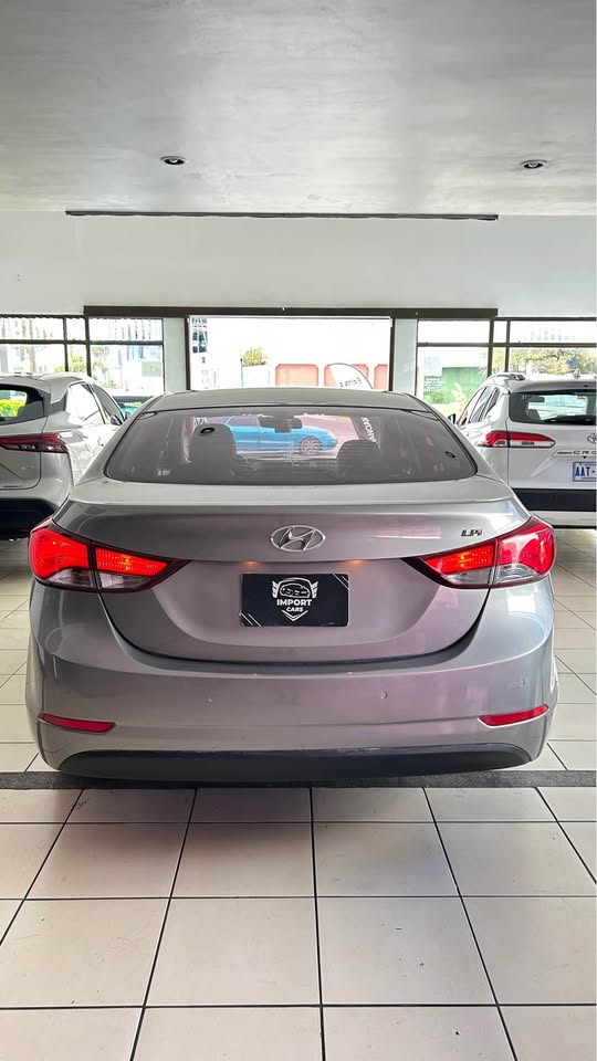 2014 Hyundai Elantra - foto 5