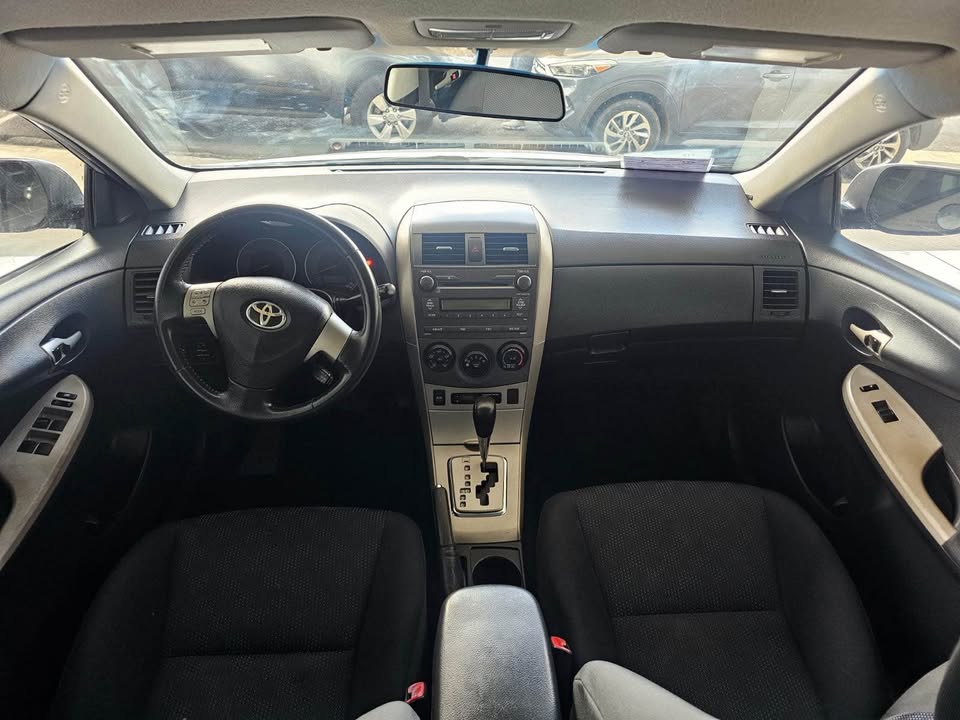 2010 Toyota Corolla - foto 5