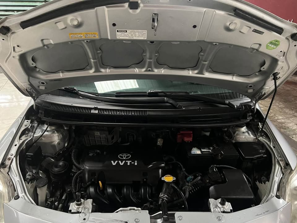 2009 Toyota Yaris - foto 2