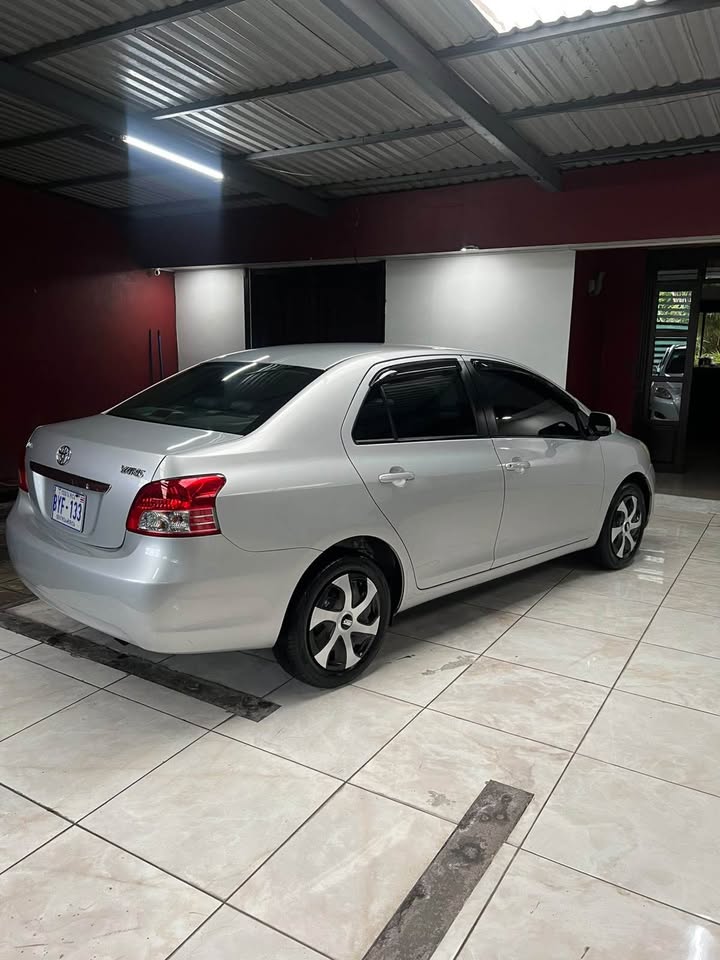 2009 Toyota Yaris - foto 4