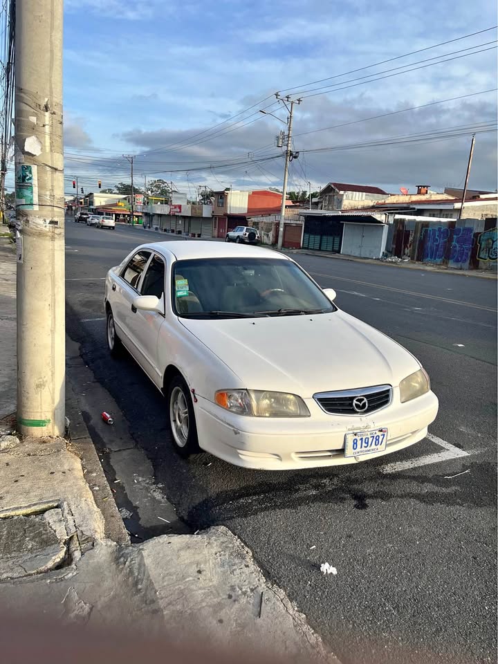 2000 Mazda Mazda6