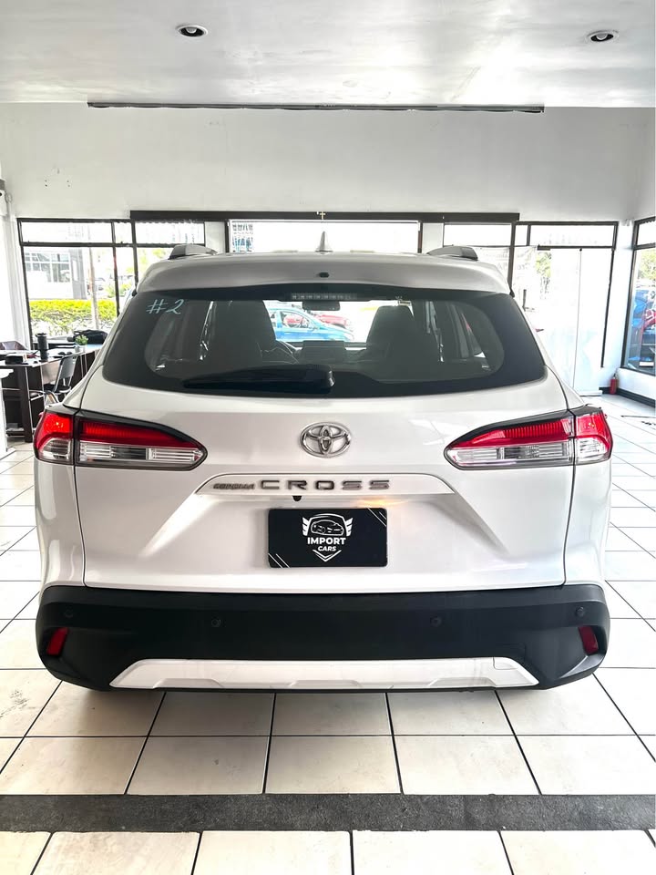 2025 Toyota Corolla Cross - foto 5