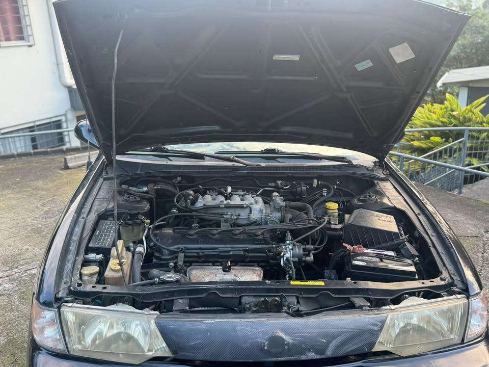 1997 Nissan Sentra - foto 3