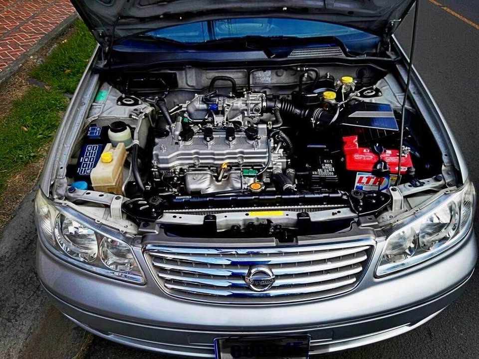 2009 Nissan Almera - foto 2