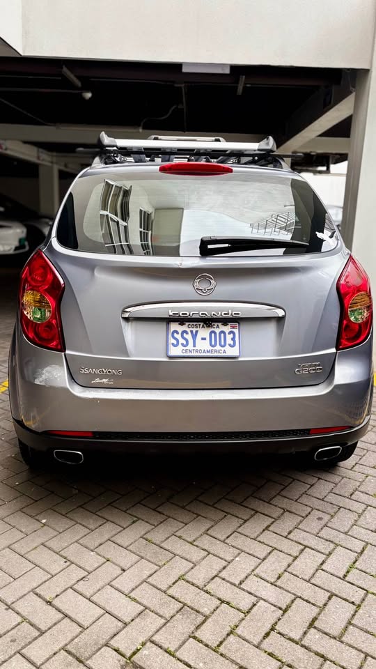 2014 Ssang Yong Korando - foto 5