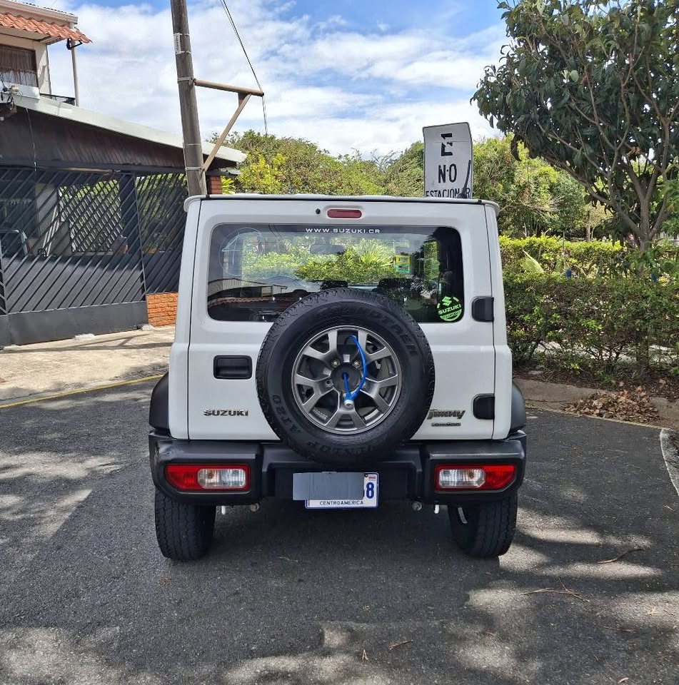 2023 Suzuki Jimny - foto 2