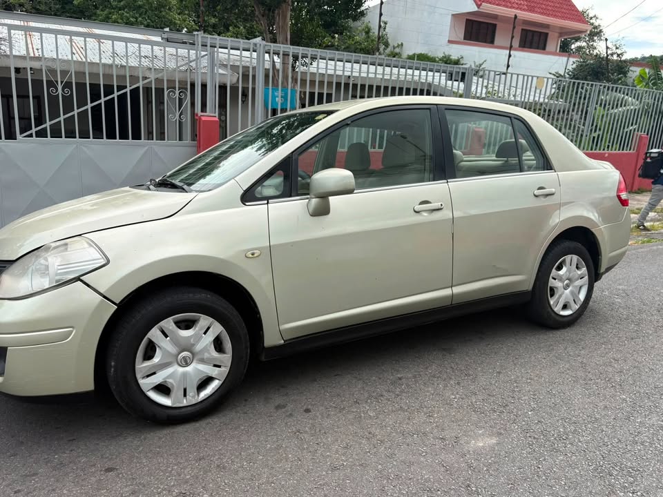 2008 Nissan Tiida - foto 3