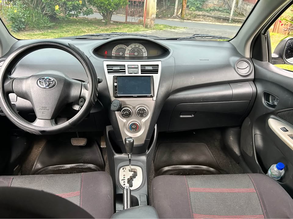 2007 Toyota Yaris - foto 2