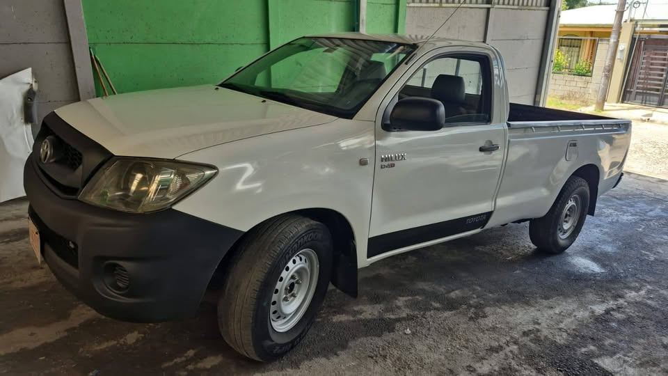 2010 Toyota Hilux - foto 4