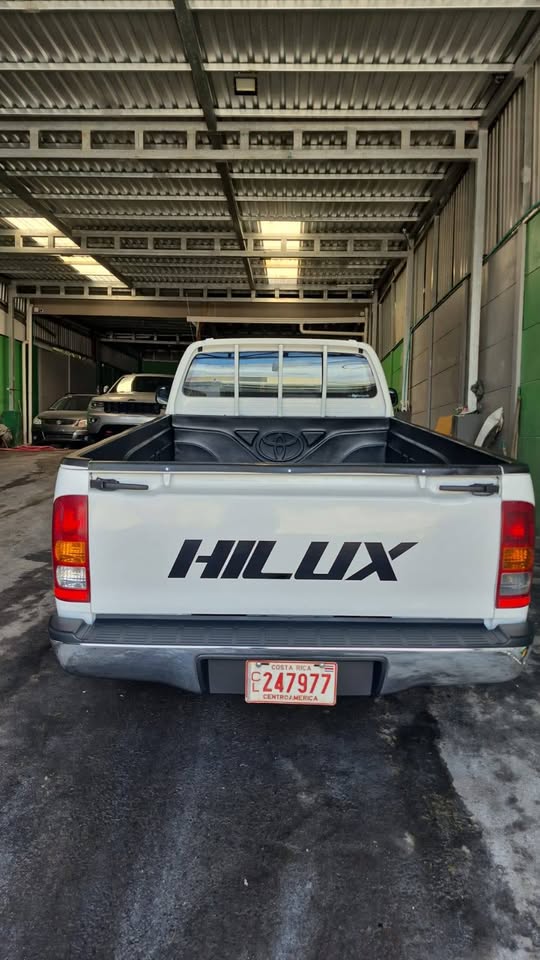 2010 Toyota Hilux - foto 5