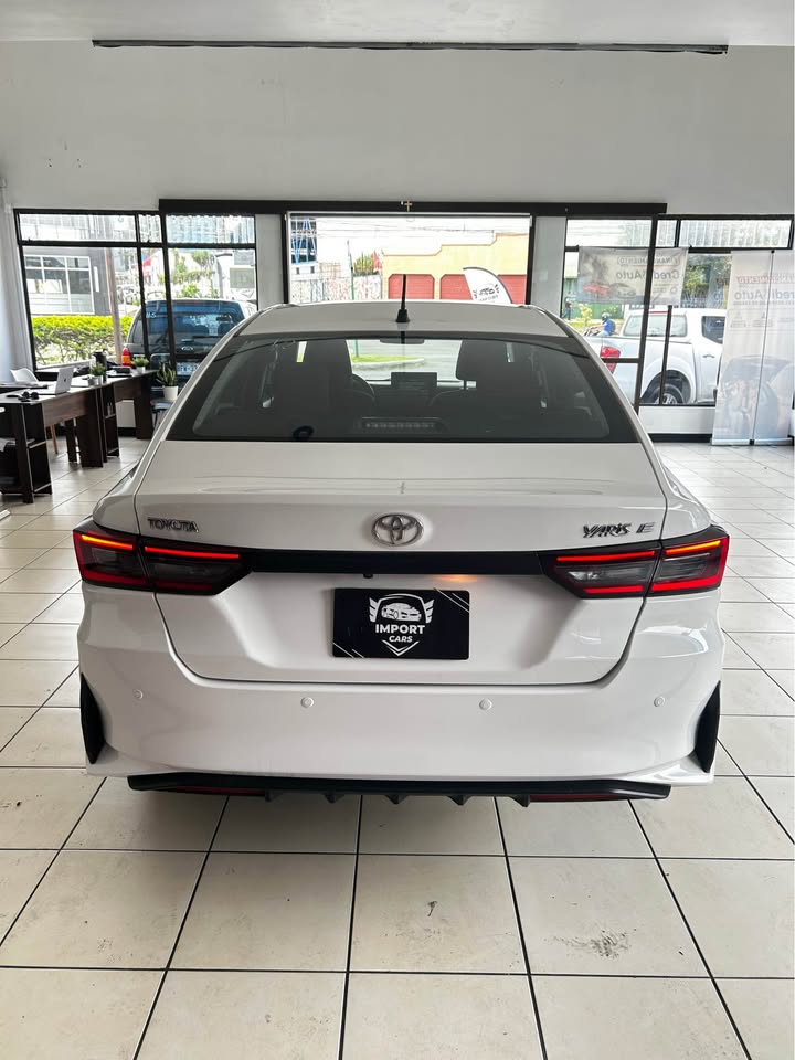 2024 Toyota Yaris - foto 5