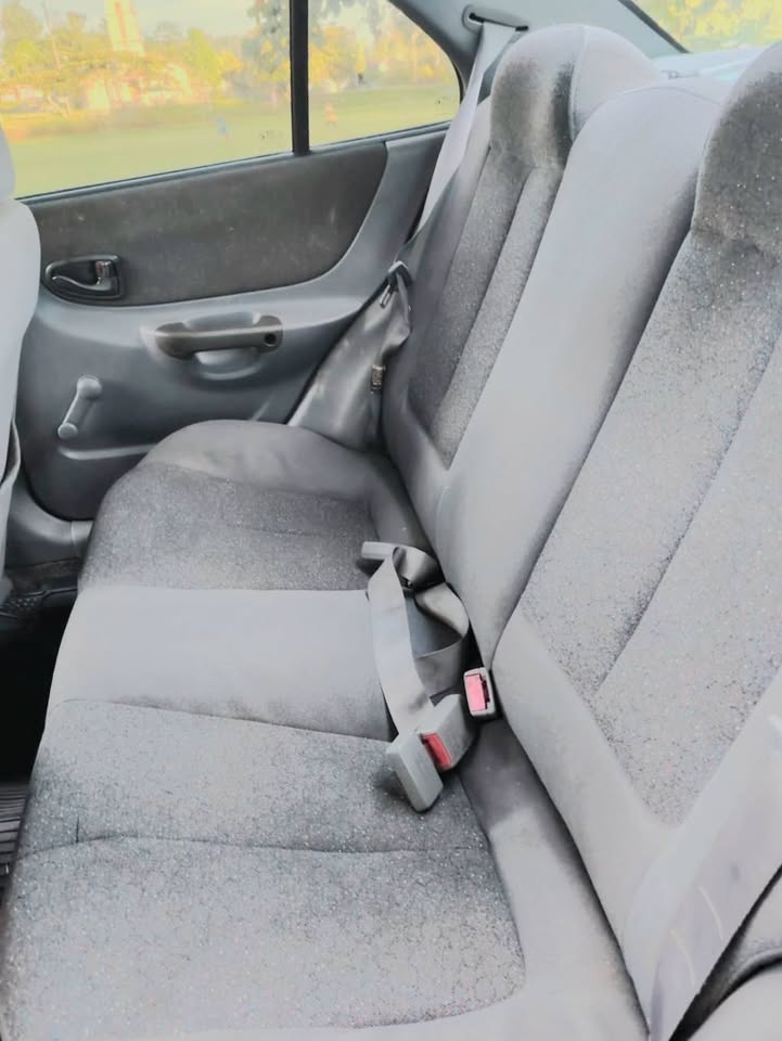 2002 Hyundai Accent - foto 4