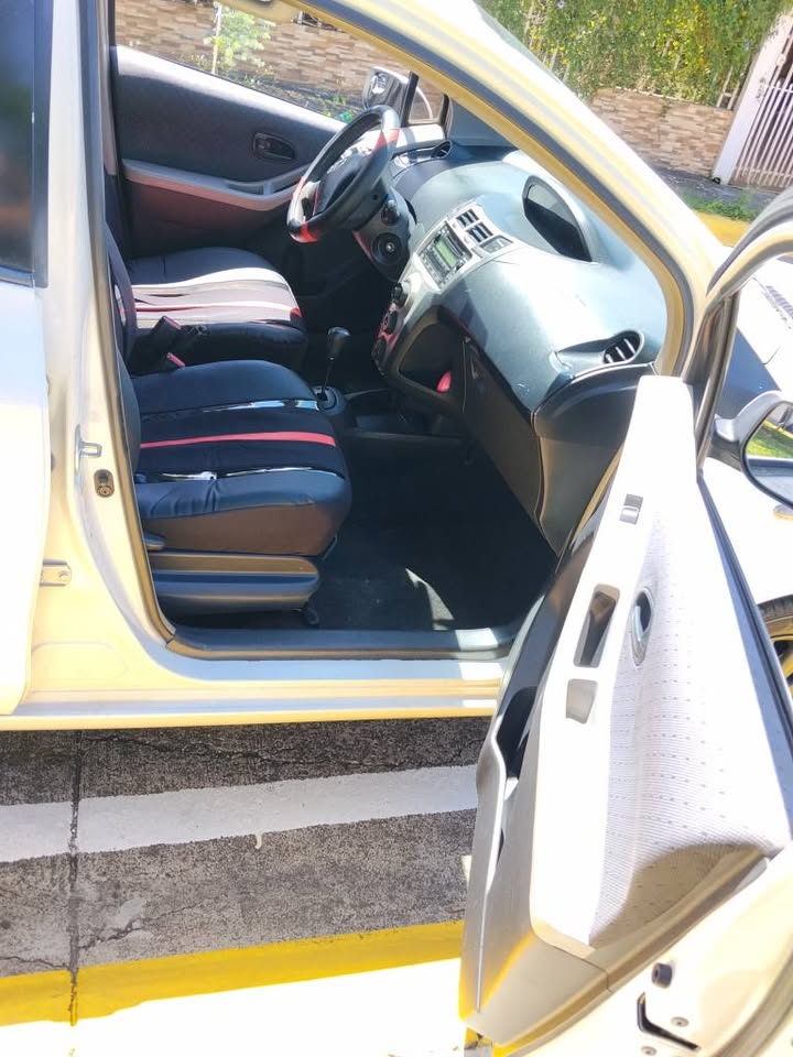 2009 Toyota Yaris - foto 4