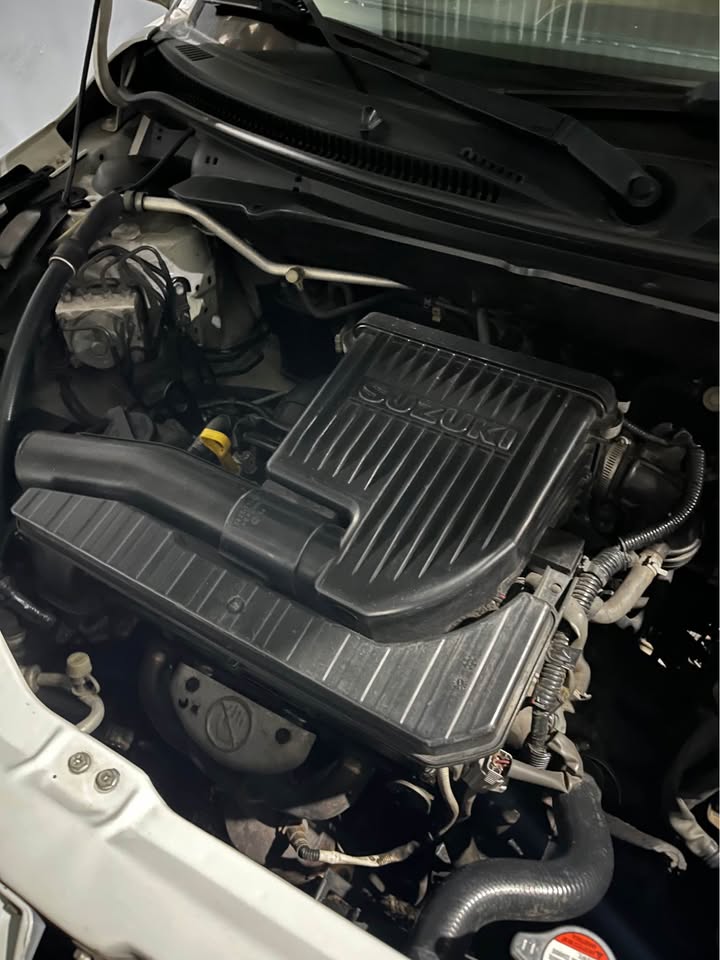 2013 Suzuki Swift - foto 4