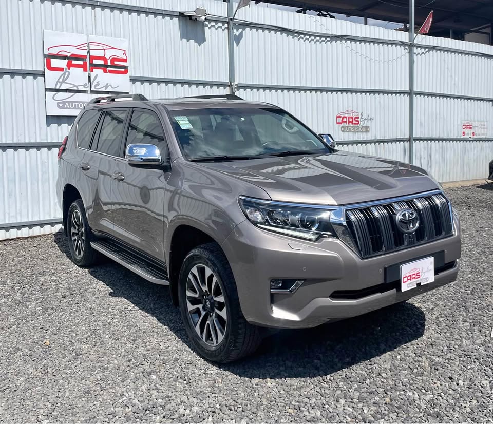 2022 Toyota Prado - foto 3