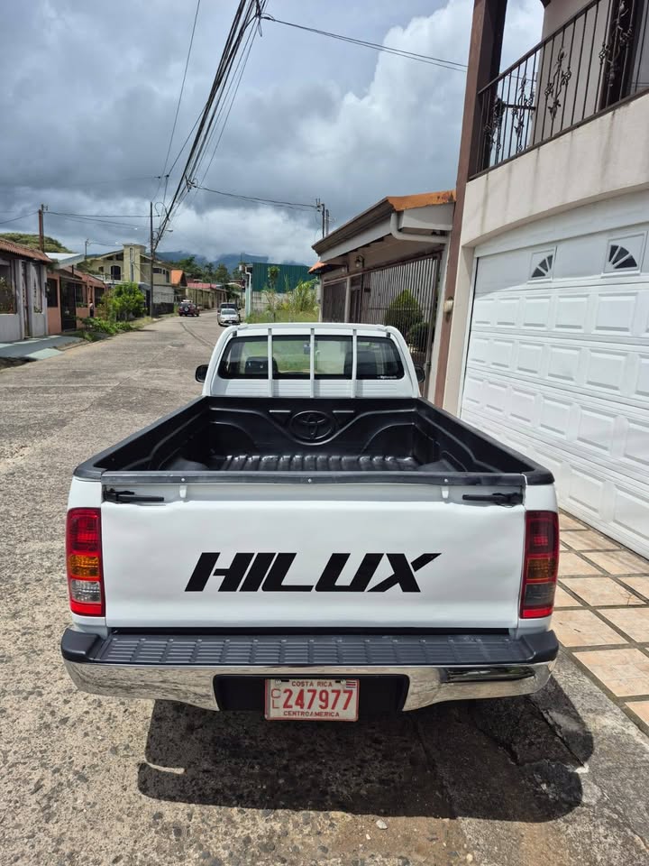 2010 Toyota Hilux - foto 3