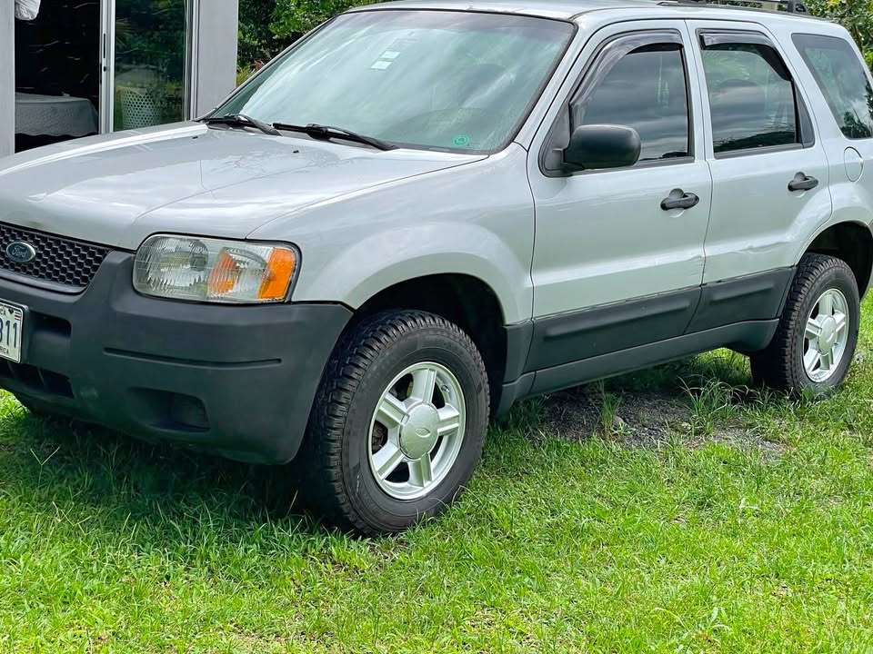 2003 Ford Escape