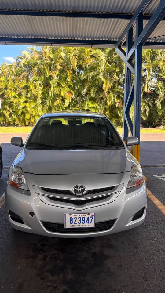 2007 Toyota Yaris - foto 2