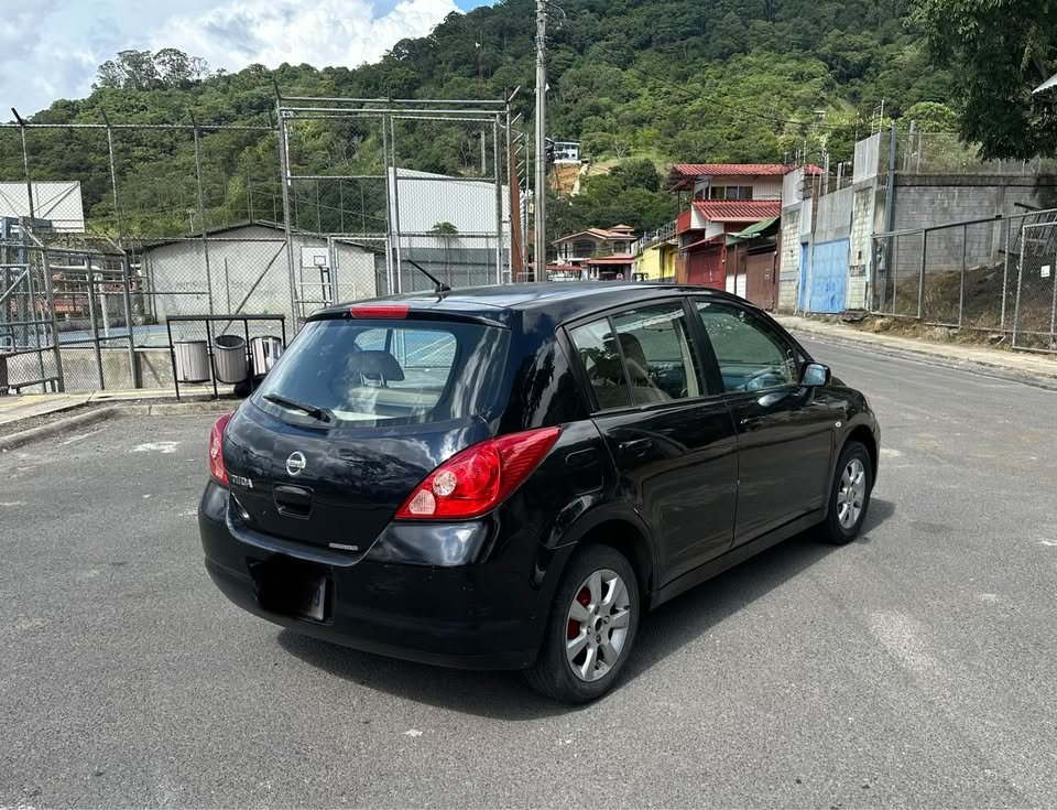 2009 Nissan Tiida - foto 3