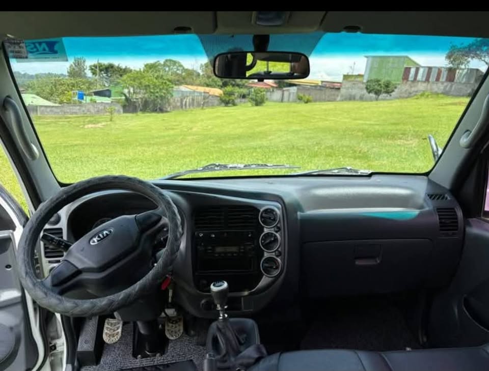 2014 Kia Bongo - foto 3