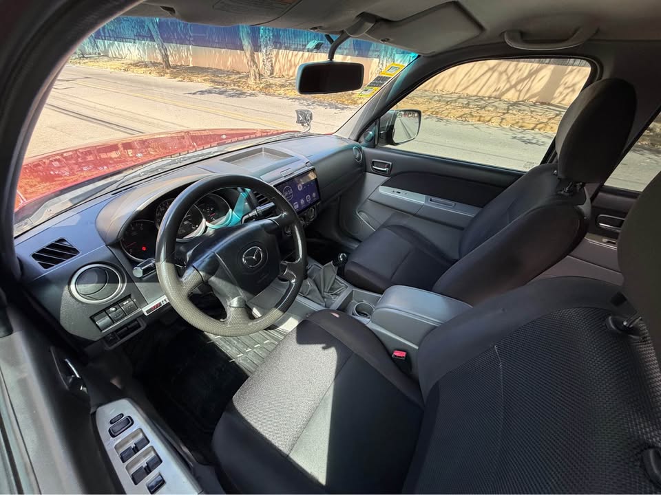 2014 Mazda BT-50 - foto 4