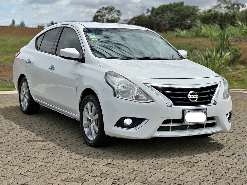 2015 Nissan Versa