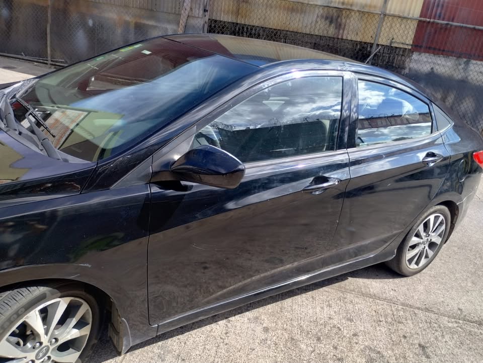 2015 Hyundai Accent - foto 2