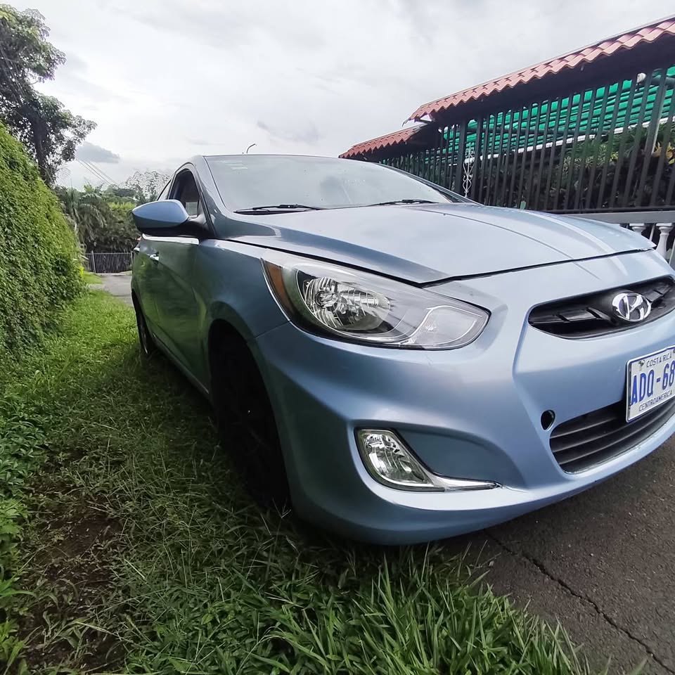 2013 Hyundai Accent - foto 4