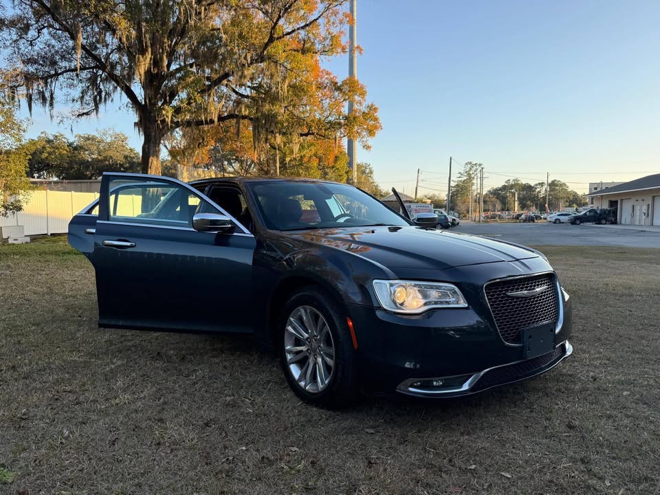 2016 Chrysler 300 - foto 3