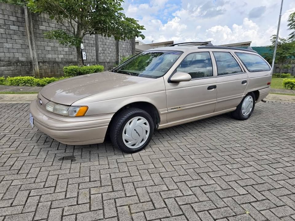 1993 Ford Taurus