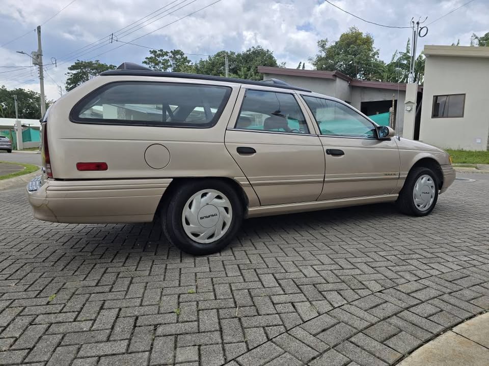 1993 Ford Taurus - foto 3