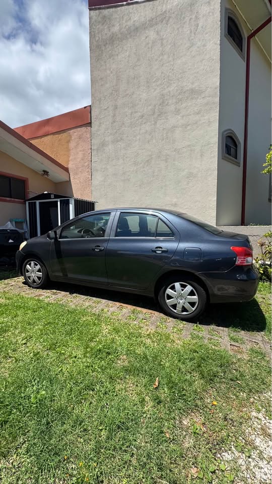 2008 Toyota Yaris - foto 3