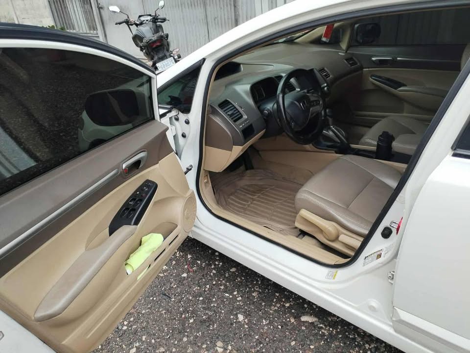 2006 Honda Civic - foto 2