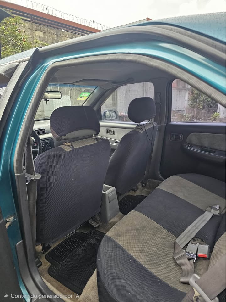1996 Nissan Sentra - foto 5