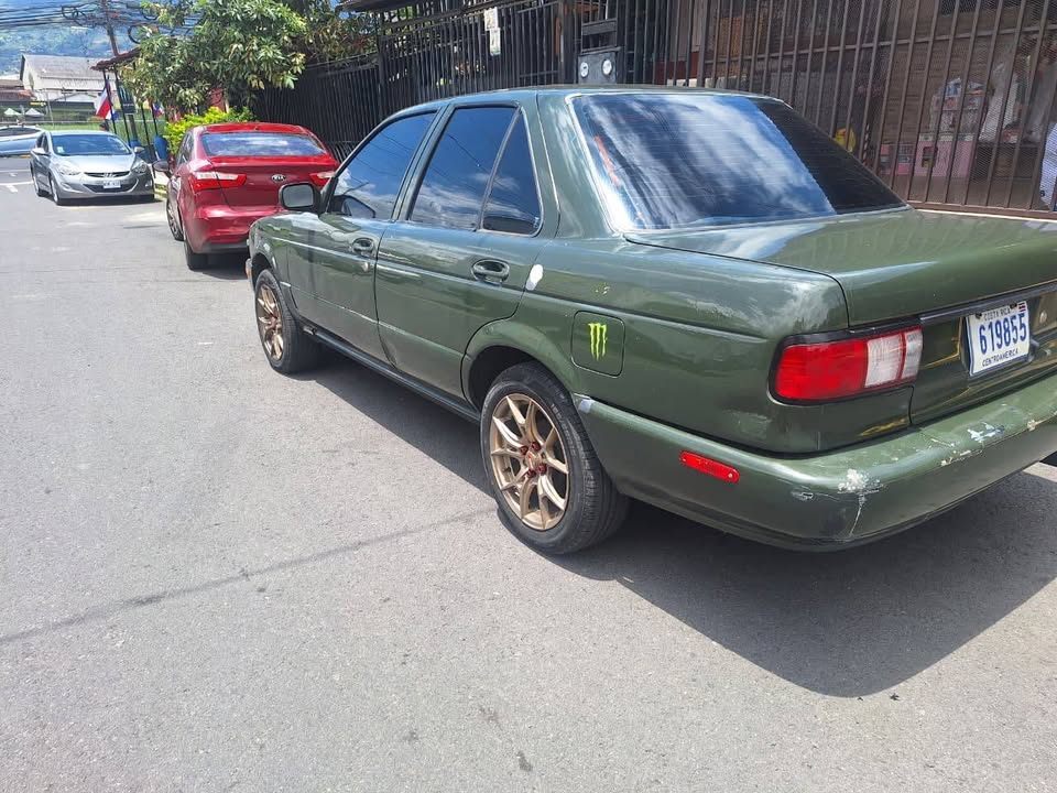 2000 Nissan Sentra - foto 3